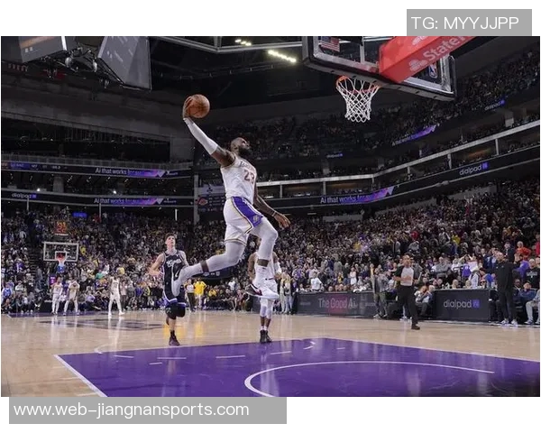 书豪回忆与老詹对抗时的感受直言打到他手腕如撞上坚硬石头