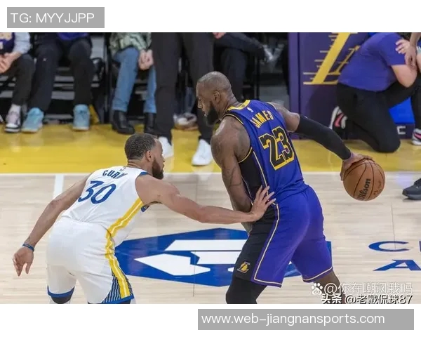 勇士与雄鹿明日对决胜率悬殊ESPN预测勇士占据626优势