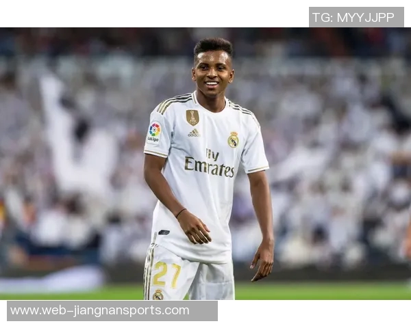 皇马训练动态吕迪格罗德里戈进行个人训练阿诺德等人积极康复中