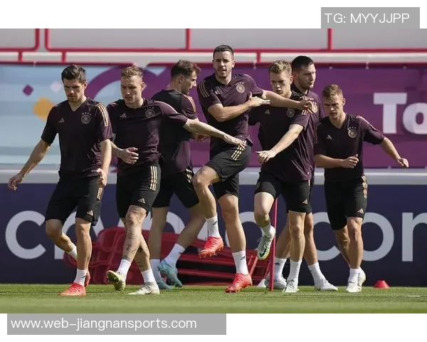 斯蒂勒评选德甲最佳五人阵容诺伊尔与基米希领衔球星阵容